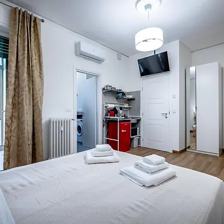 Florence Smart Rooms-3